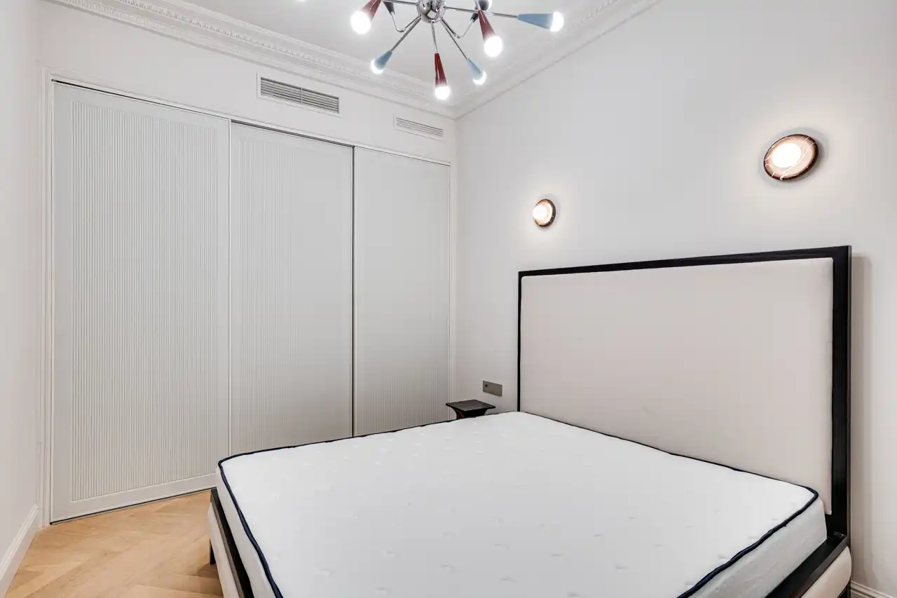 Schlafzimmer von Wohnungen zum Verkauf in Barcelona mit Klimaanlage, Heizung und Parkett