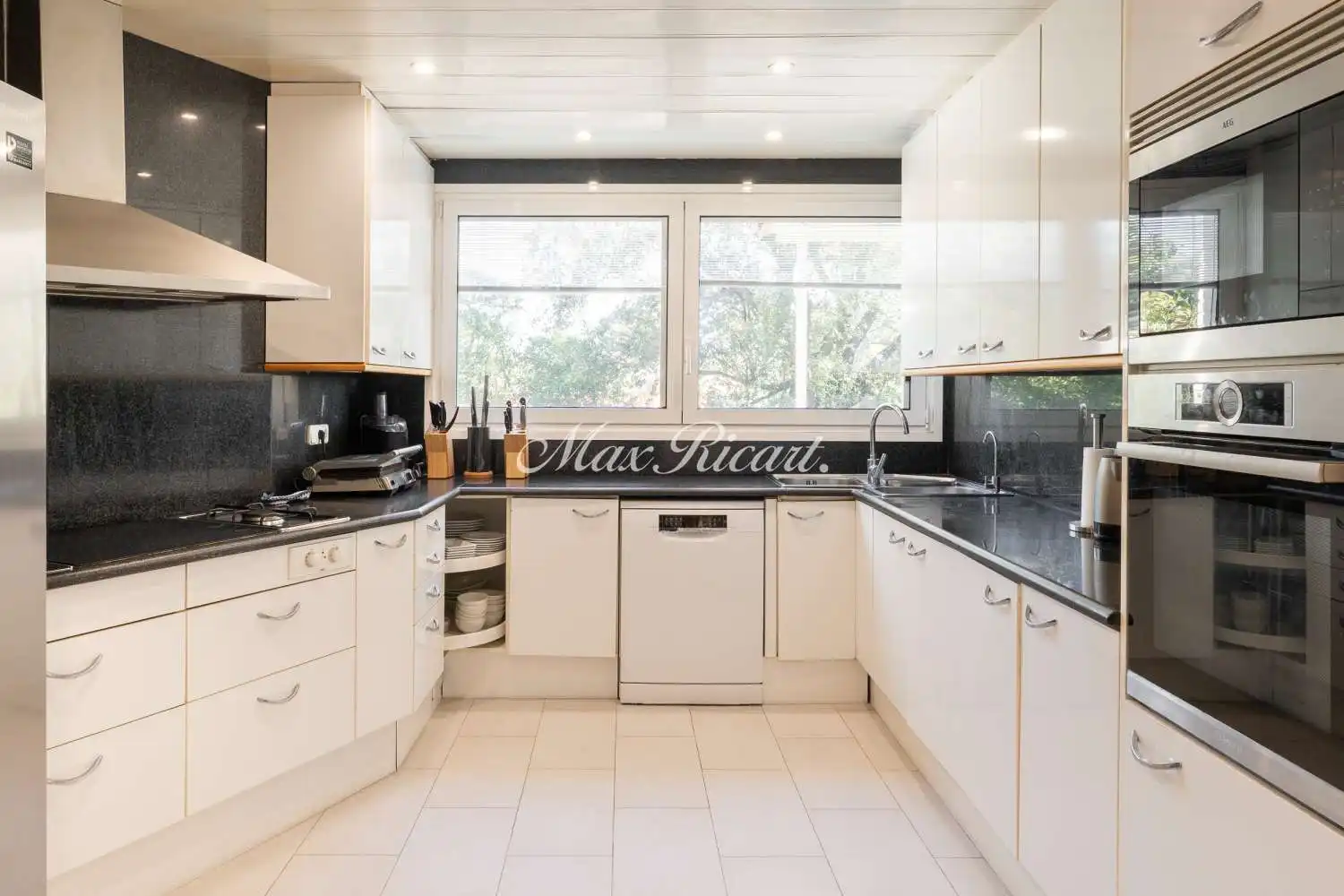 Kitchen of Houses for rent in Barcelona  with Air Conditioner, Heating and Terrace
