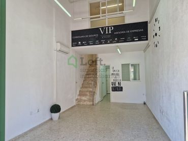 Local comercial en venda a Maria Auxiliadora - Barriada de Llera