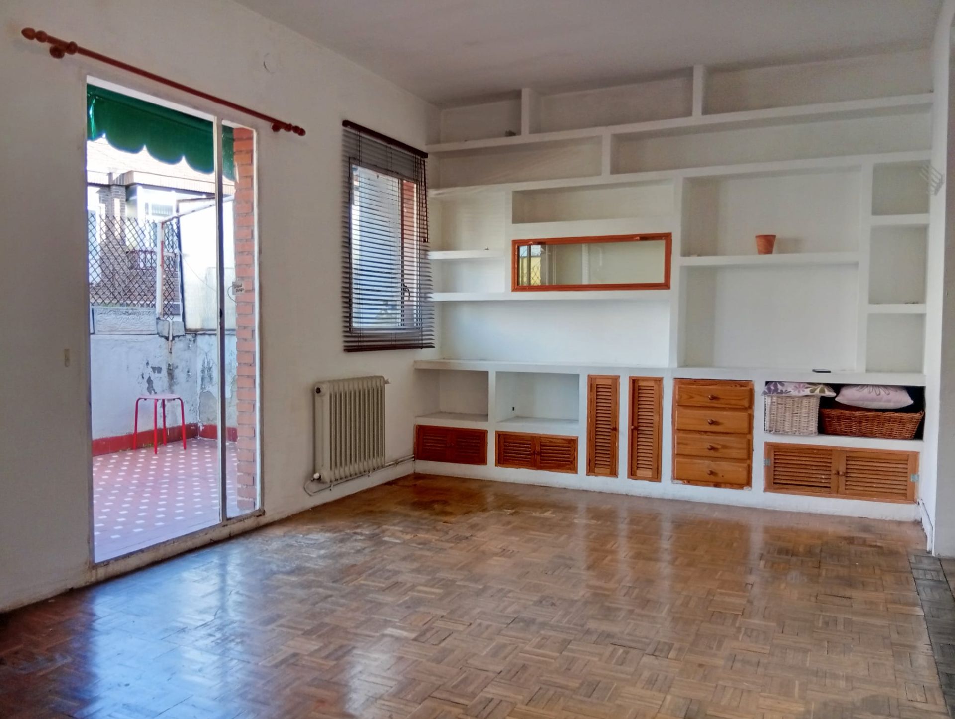 Sala d'estar de Àtic en venda en  Madrid Capital amb Aire condicionat, Calefacció i Terrassa