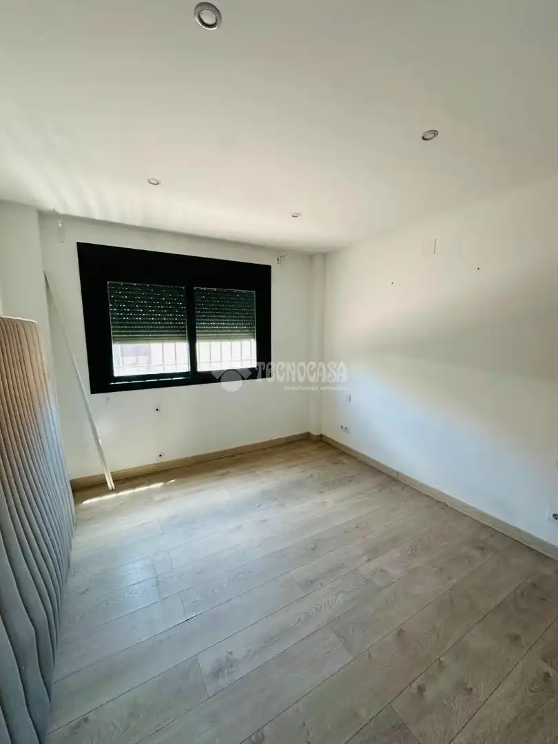 Casa aparellada en venda a Escalona, imagen 6