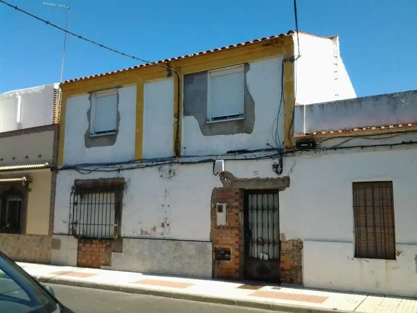 Exterior view of Detached homes for sale in La Rinconada