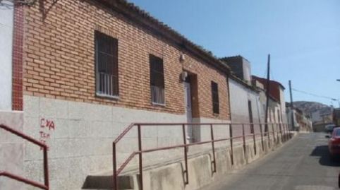 Foto 2 de Casa o chalet en venta en Calle Perfecto Holgado, Las Mercedes - El Carmen, Puertollano