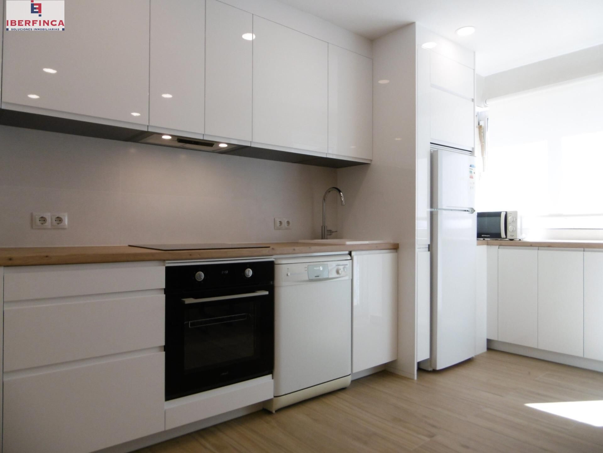 Kitchen of Flat to rent in Valladolid Capital  with Heating