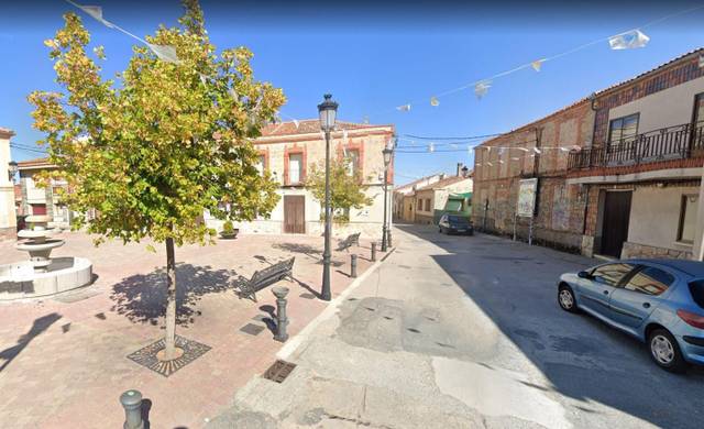 Local comercial en Venta en Escarabajosa de Cabezas