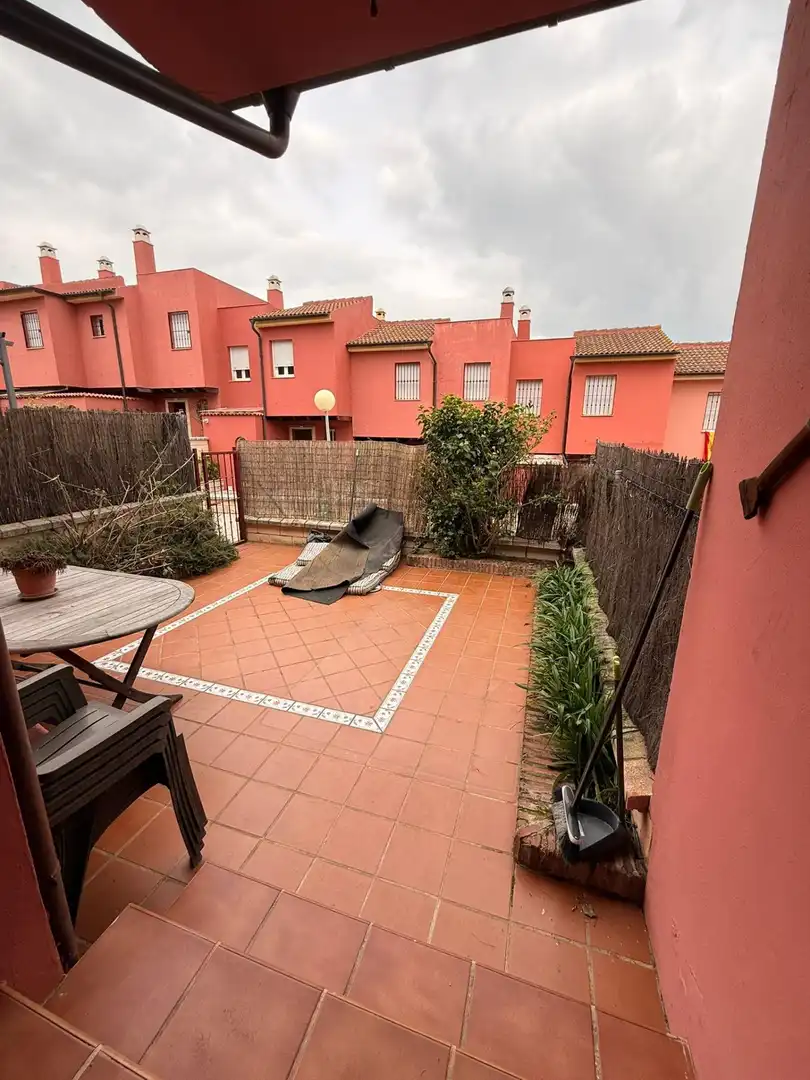 Terrassa de Casa o xalet en venda en Algeciras amb Balcó i Piscina comunitària