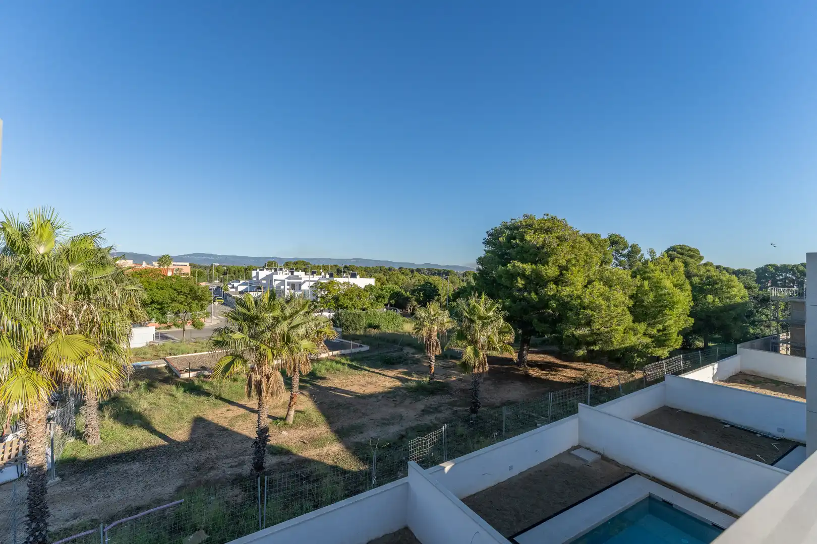 Jardín de Casa adosada en venta en Cambrils con Jardín privado, Piscina y Domótica
