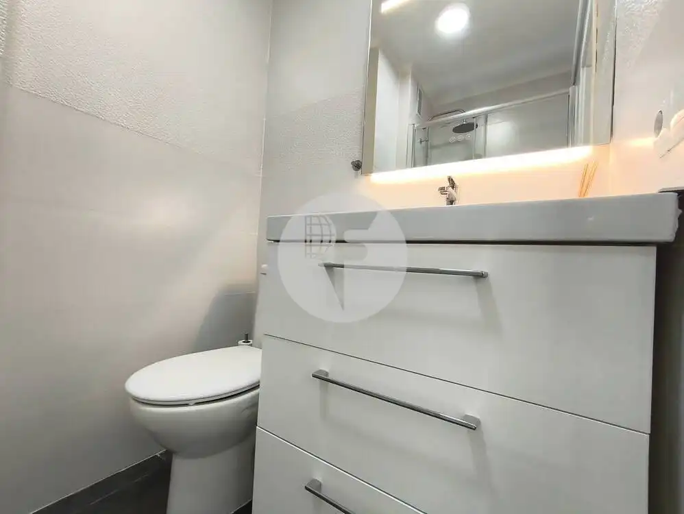 Bathroom of Flat for sale in Mollet del Vallès  with Heating and Balcony