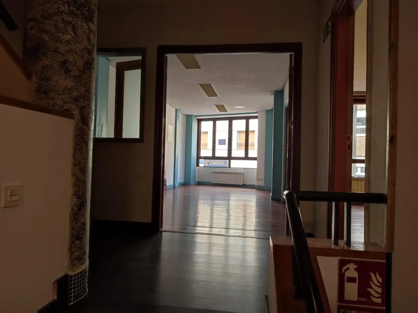 Ufficio con ascensore in vendita a Casco Antiguo