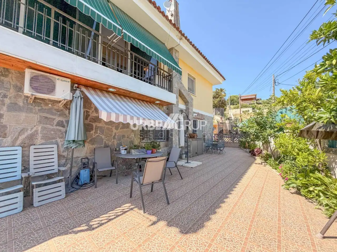 Terrace of Detached homes for sale in Abrera  with Air Conditioner, Heating and Private garden