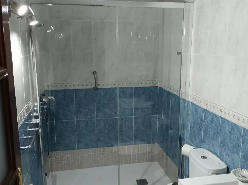 Bathroom of Houses for sale in Utrera  with Air Conditioner, Terrace and Balcony