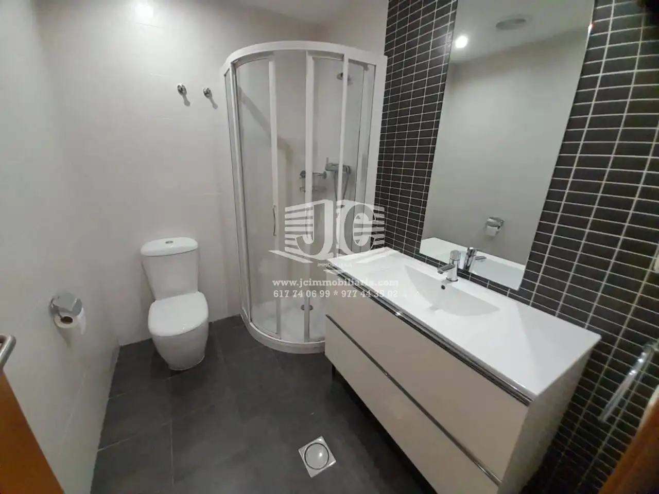 Flat for rent in Avenida MARCEL·LI DOMINGO, Ferreries