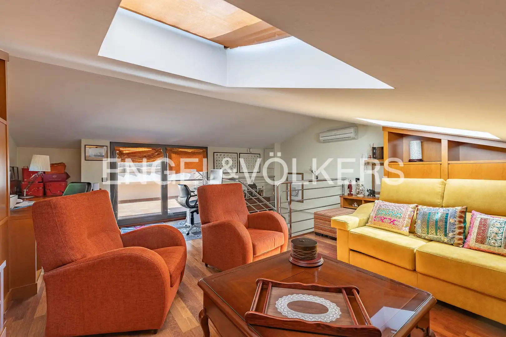 Living room of Detached homes for sale in Sant Quirze del Vallès  with Air Conditioner, Heating and Terrace