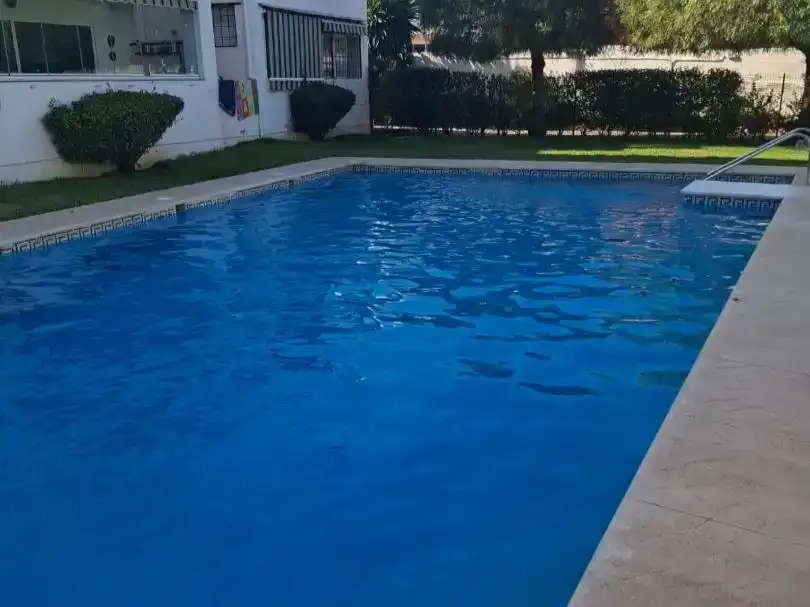 Piscina de Pis de lloguer en Montemar 