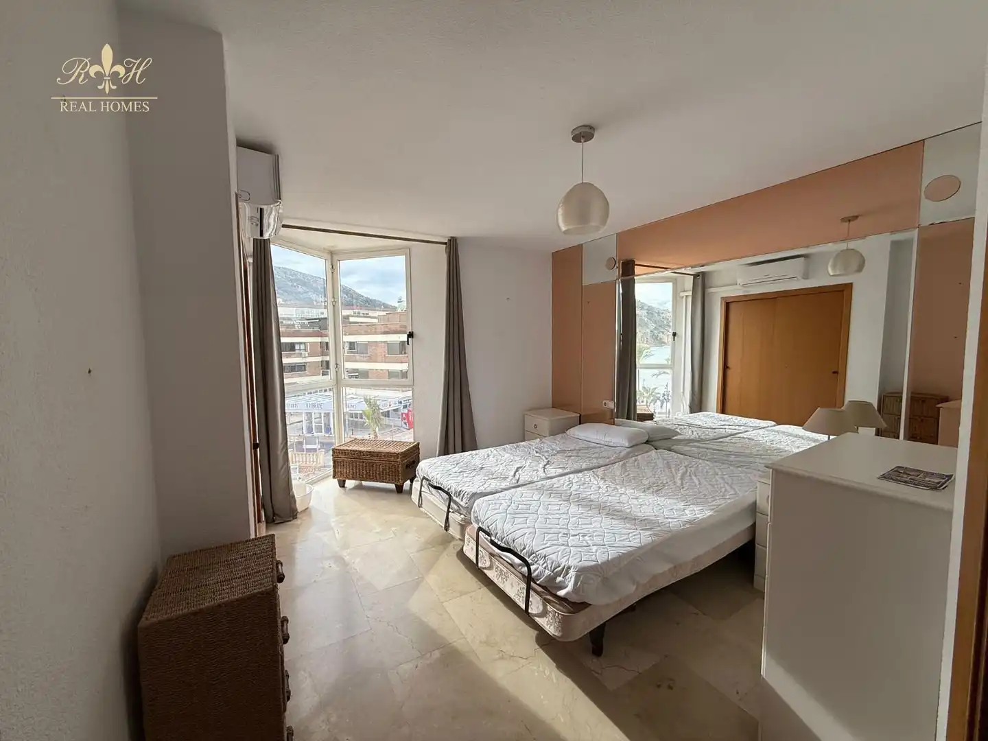 Schlafzimmer von Wohnung zur Miete in L'Alfàs del Pi mit Klimaanlage, Terrasse und Schwimmbad