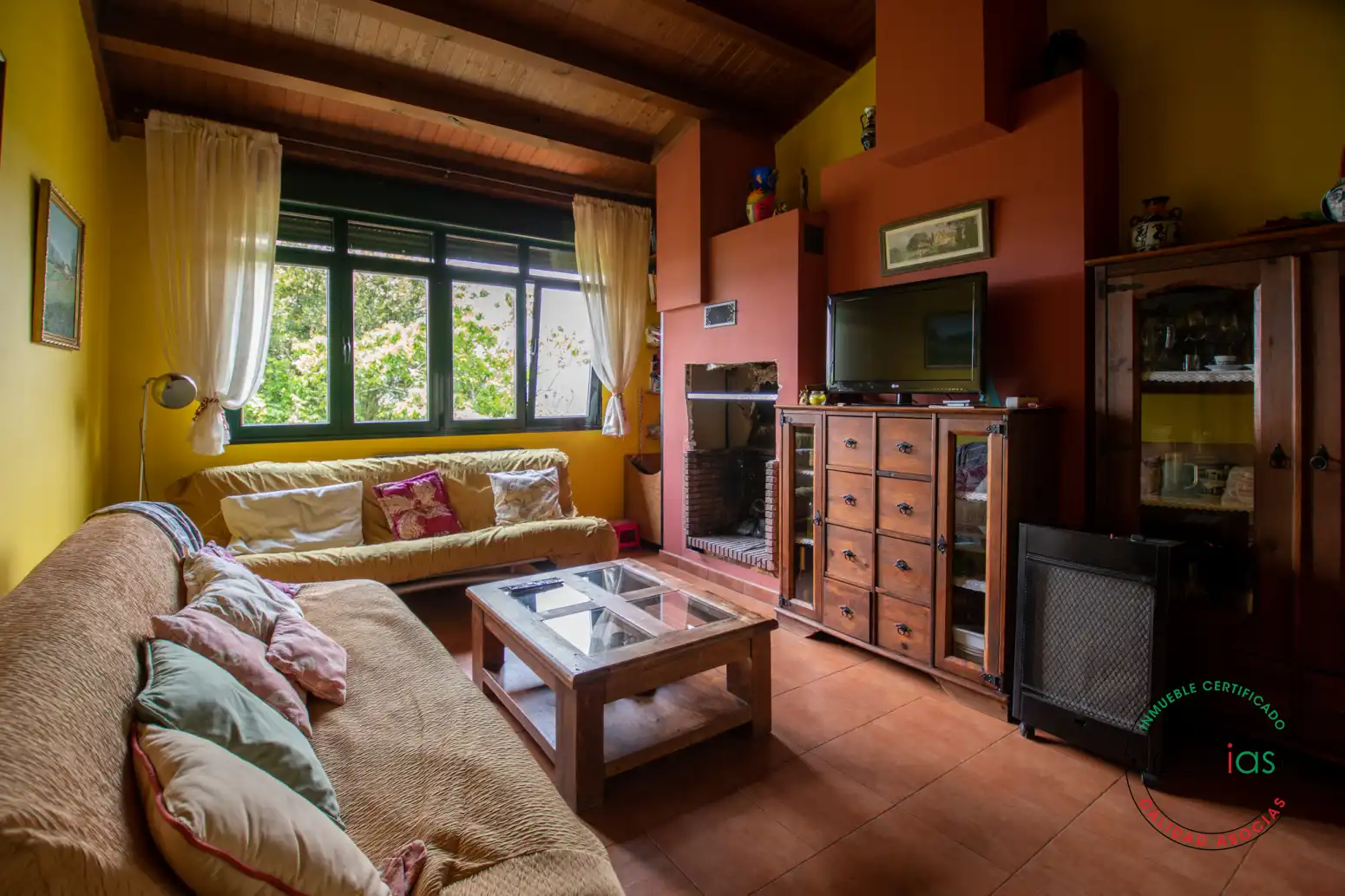 Sala de estar de Casa o chalet en venta en Colunga con Calefacción, Jardín privado y Terraza