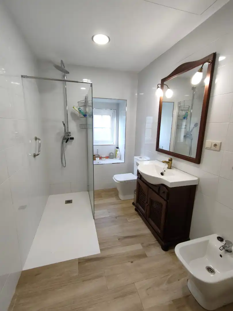 Bathroom of Houses for sale in Teo  with Heating, Private garden and Parquet flooring