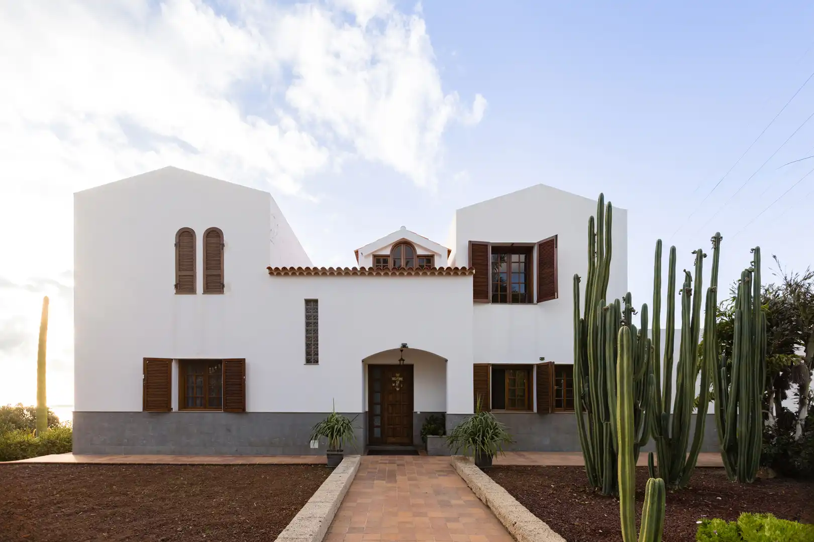 Vista exterior de Casa o xalet en venda en Candelaria amb Aire condicionat, Jardí privat i Terrassa