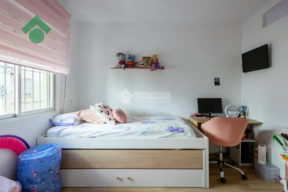 Bedroom of Flat for sale in Nerja  with Air Conditioner, Heating and Furnished