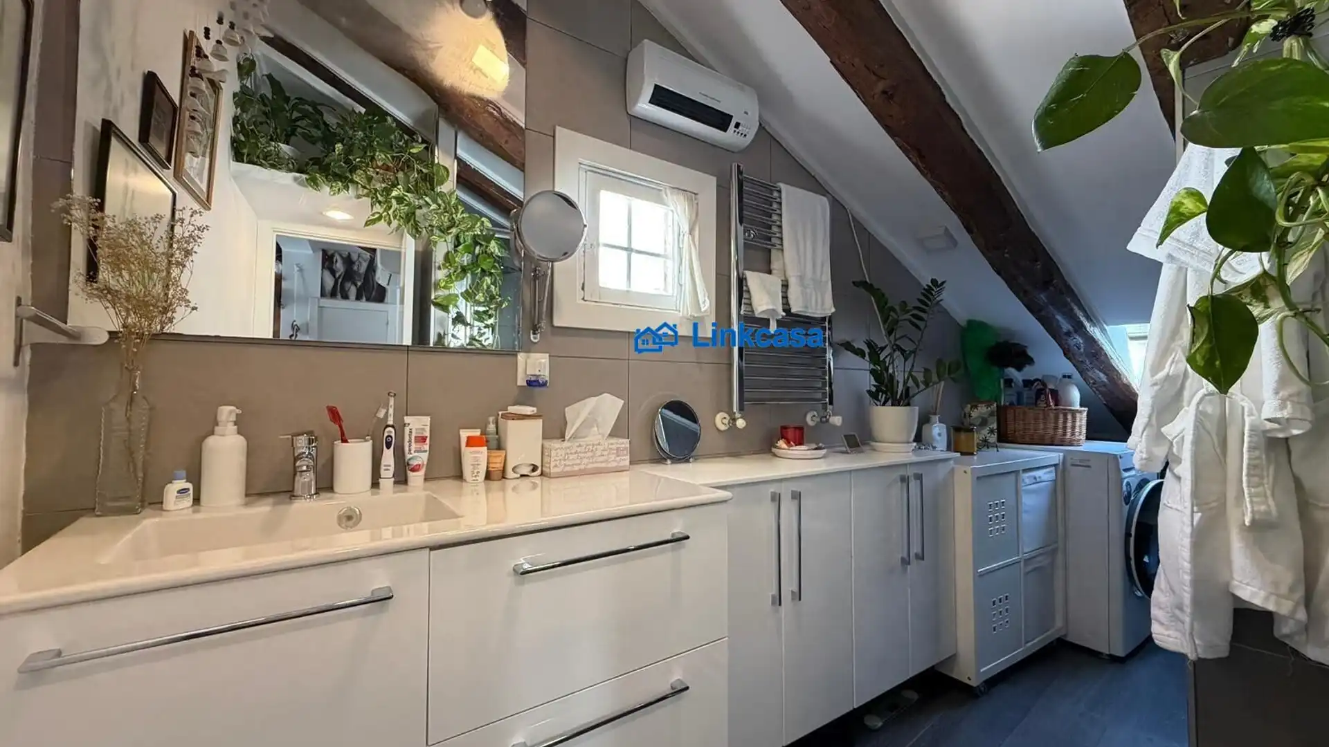 Kitchen of Flat for sale in  Madrid Capital
