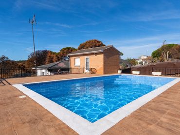 Xalet amb piscina en venda a Villa del Prado