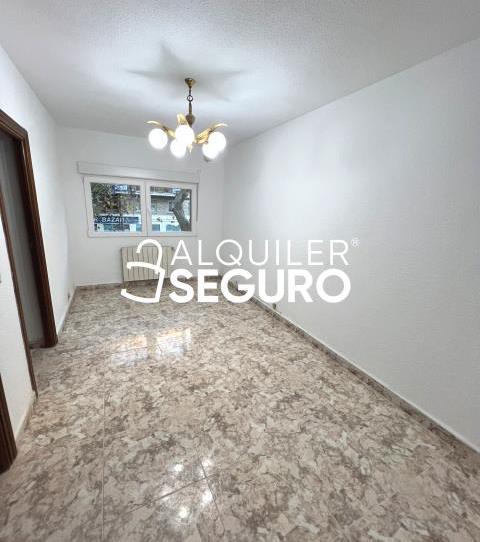 Foto 1 de Pis de lloguer a Santo Angel, Sudeste Industrial, Madrid