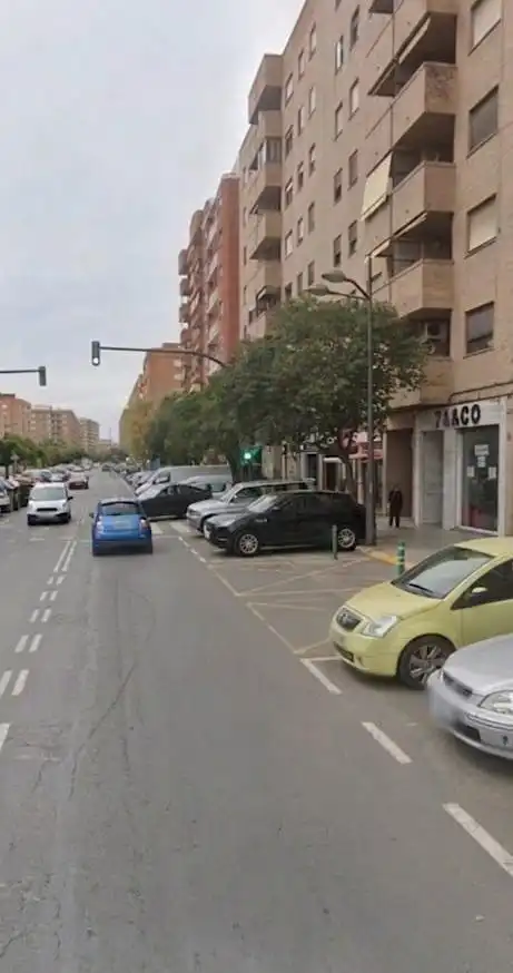 Parkplatz von Geschaftsraum zur Miete in Valencia
