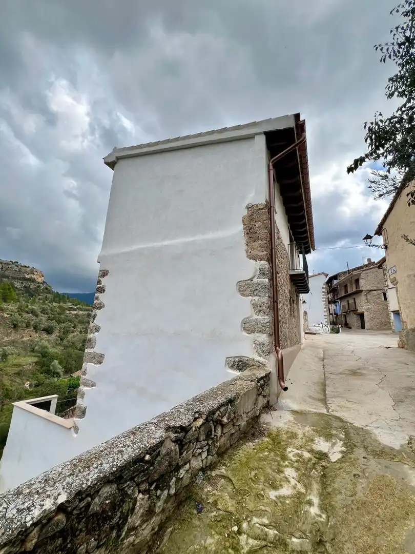 Vista exterior de Casa o xalet en venda en Vallibona amb Terrassa, Traster i Moblat