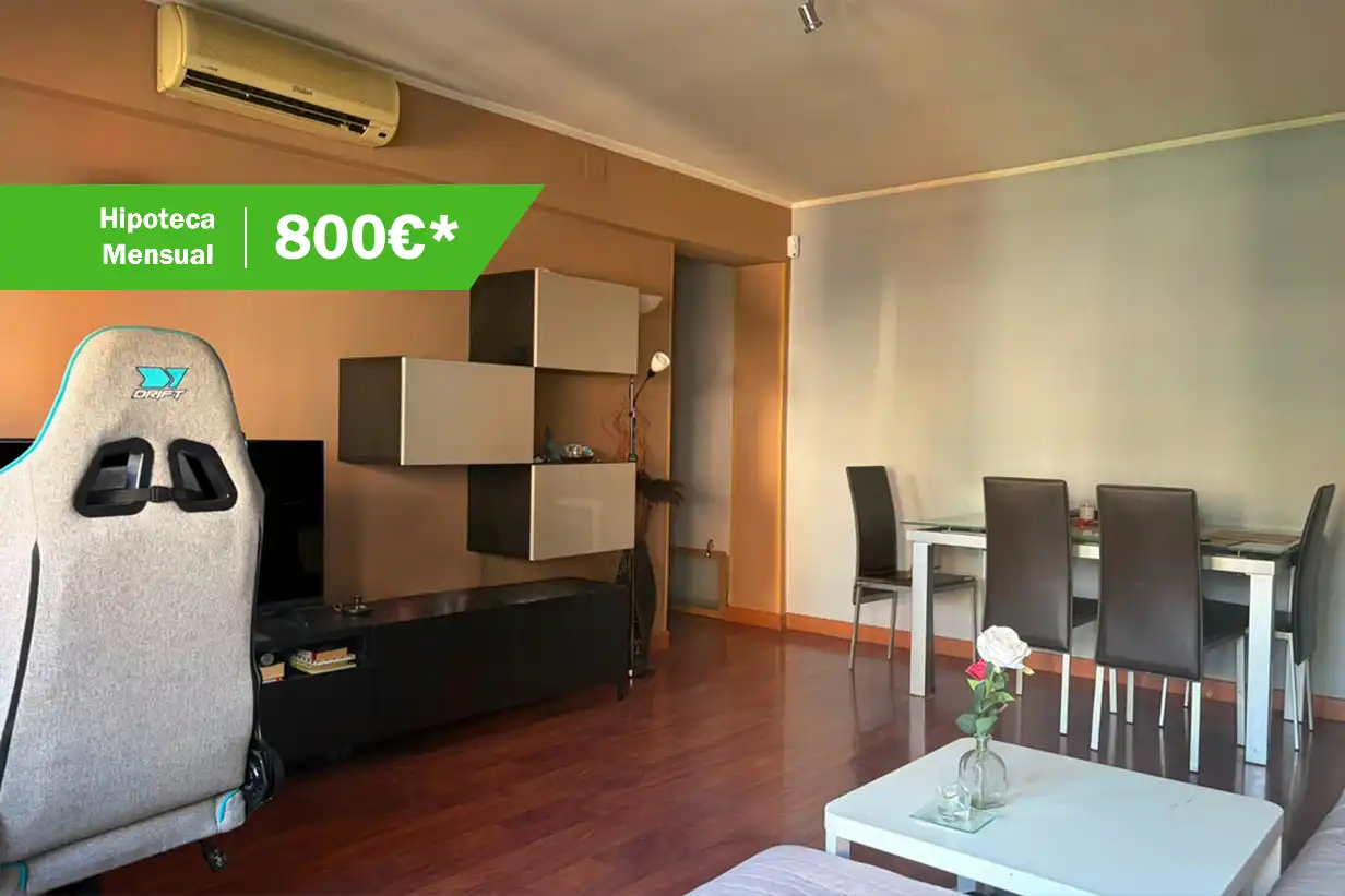 Flat with lift for sale in Calle de Emilio Ferrari