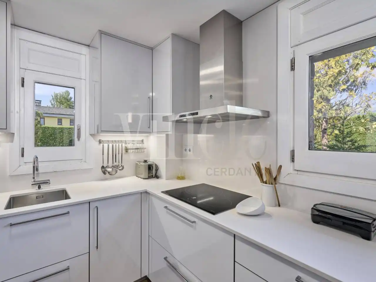 Cocina de Casa o chalet en venta en Puigcerdà con Calefacción, Jardín privado y Parquet