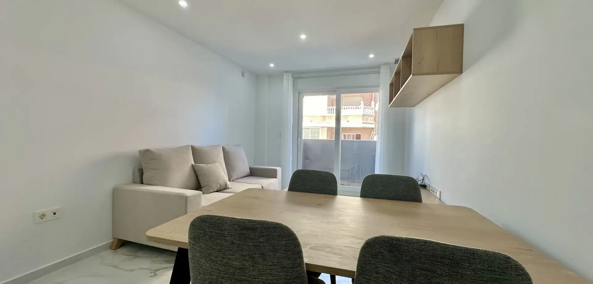Apartament amb terrassa en venda a Centro, imagen 25
