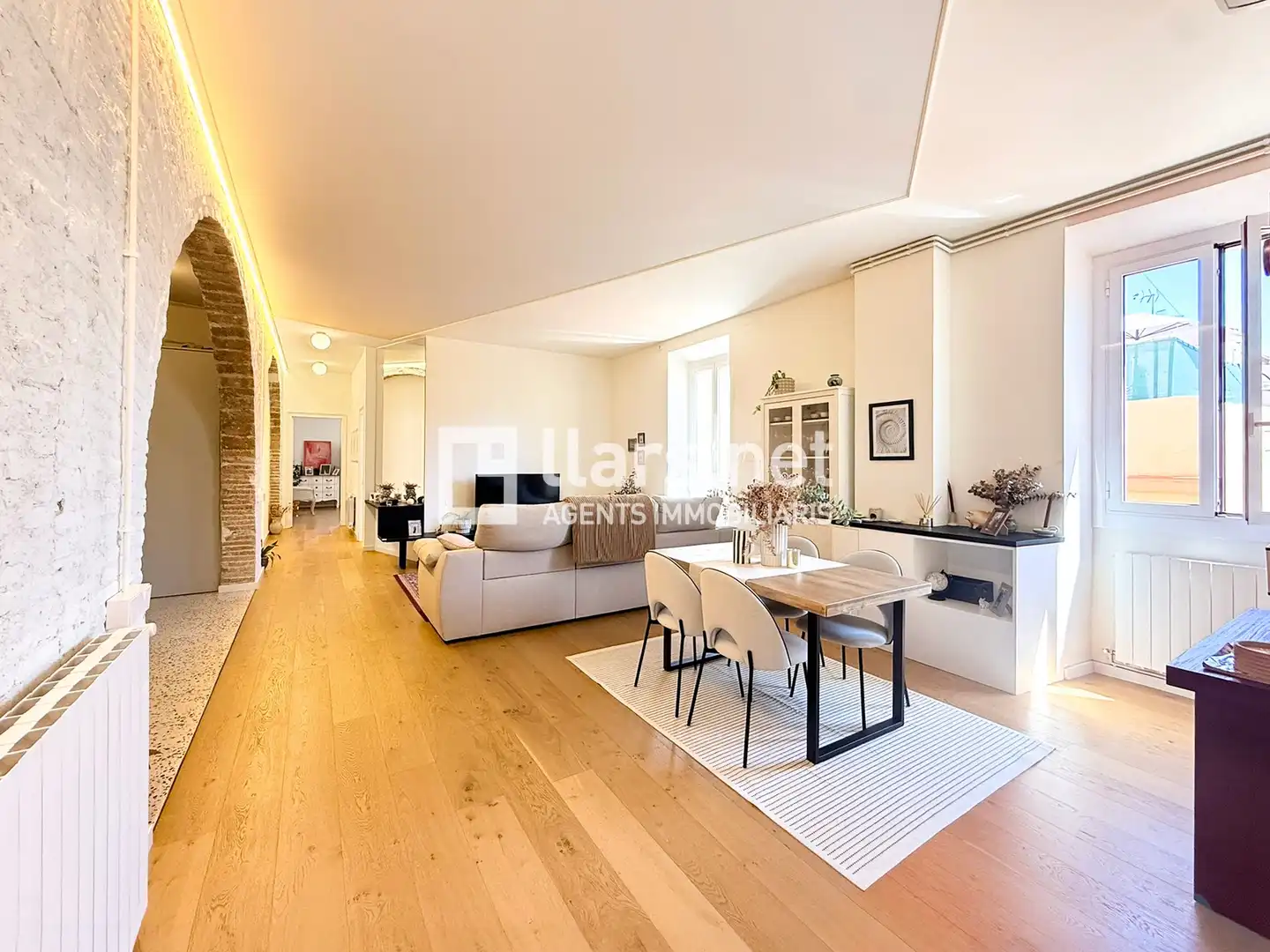 Sala de estar de Piso en venta en Vilanova i la Geltrú con Calefacción y Balcón