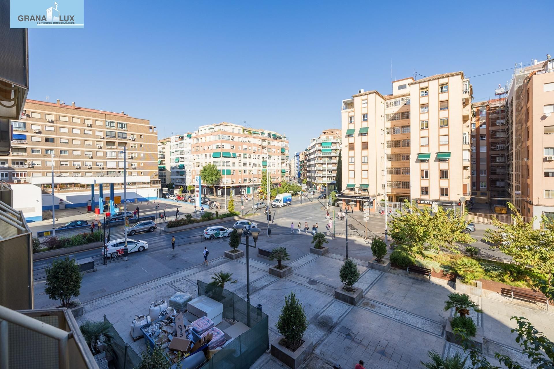 Exterior view of Flat for sale in  Granada Capital  with Heating, Terrace and Balcony
