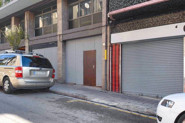 Local comercial en Alquiler en C/ Calderón de la Barca en La Salut
