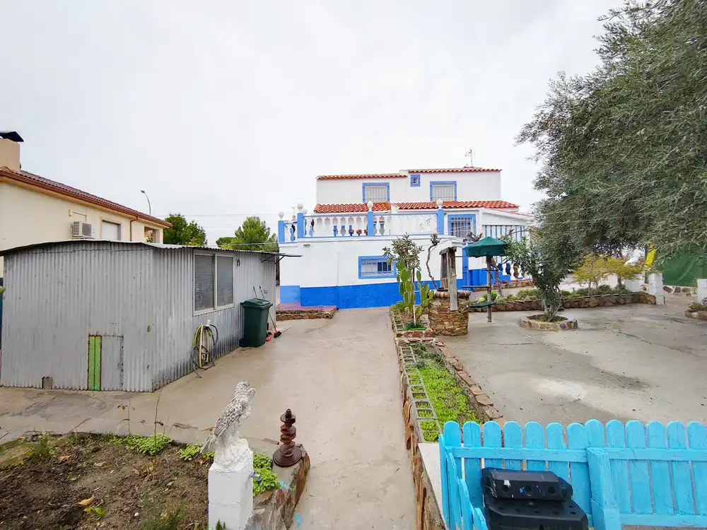 Vista exterior de Casa o chalet en venta en Colmenar de Oreja con Aire acondicionado, Calefacción y Parquet