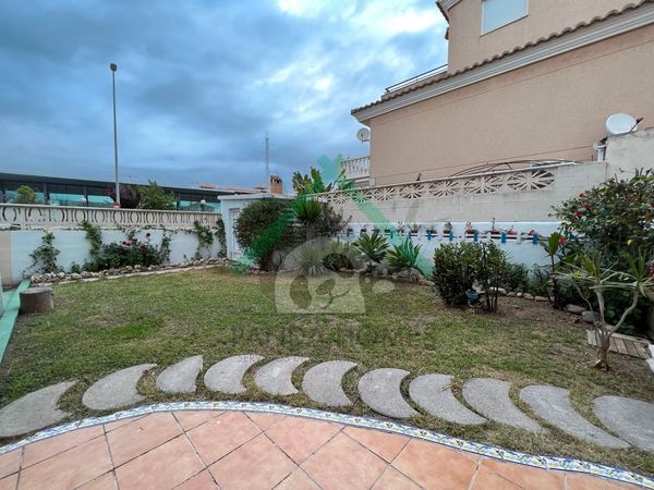 Jardín de Planta baja de alquiler en Canet d'En Berenguer con Jardín privado y Amueblado