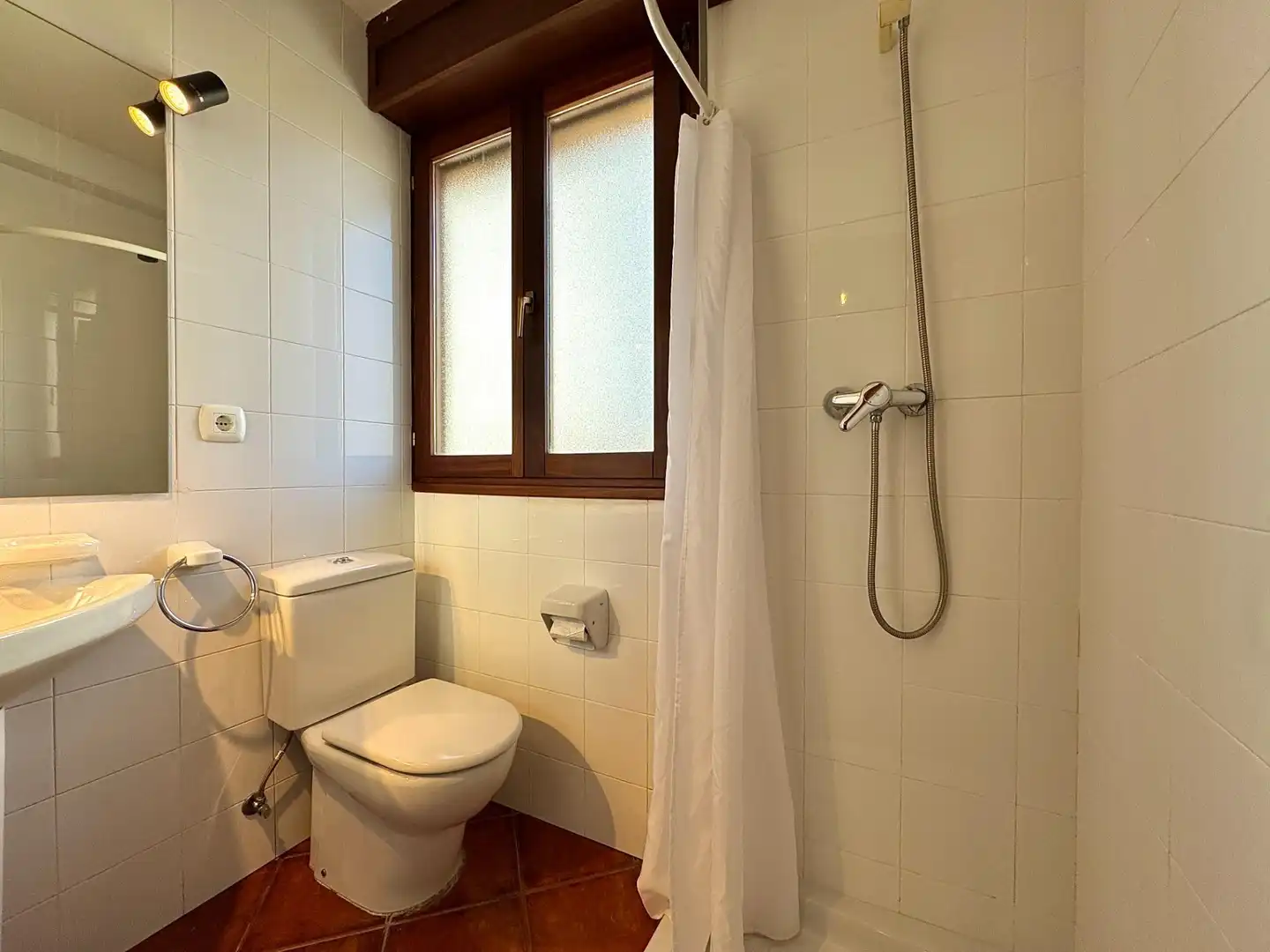 Baño de Casa o chalet en venta en Comillas (Cantabria) con Alarma