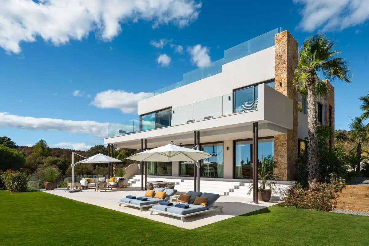 Terrassa de Casa o xalet en venda en Marbella amb Aire condicionat, Jardí privat i Terrassa