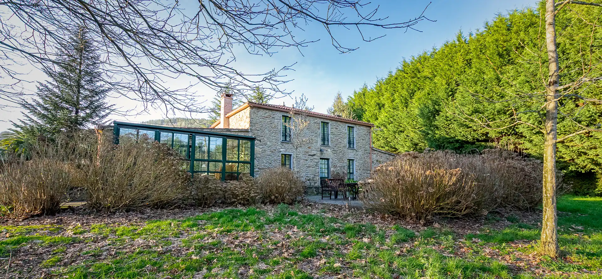 Außenansicht von Country house zum Verkauf in Toques mit Möbliert