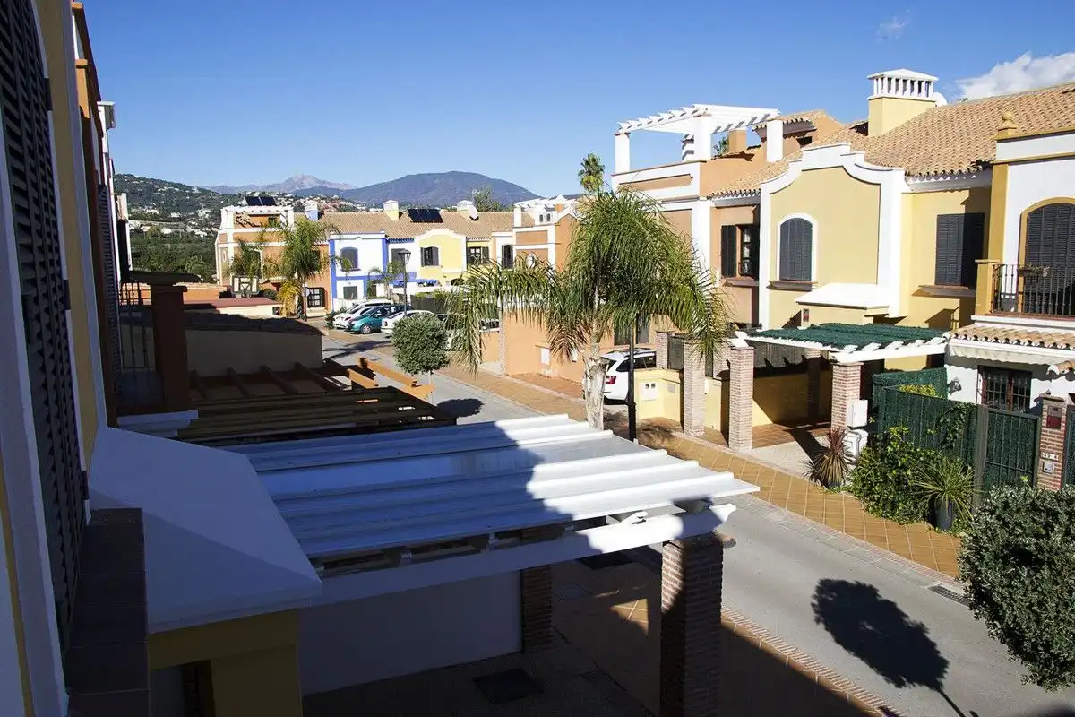Detached homes for rent in Guadalmina Alta
