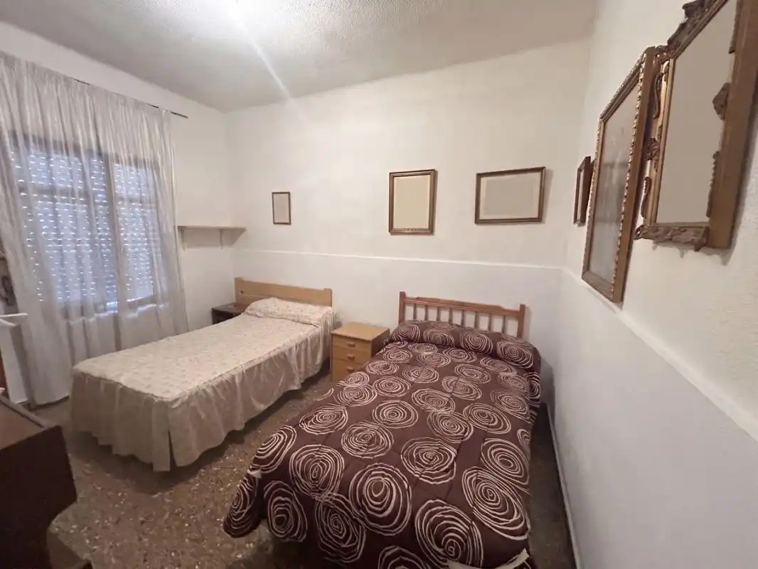 Habitación de Casa adosada en venta en Cox con Calefacción y Amueblado