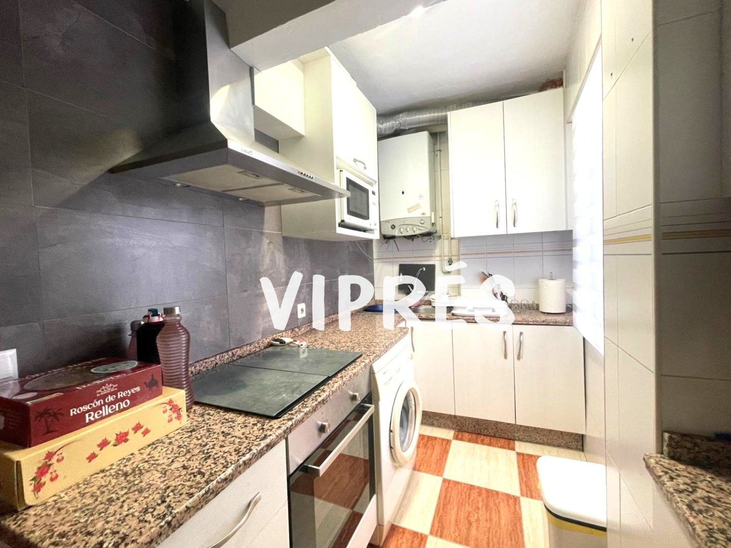 Kitchen of Flat for sale in Cáceres Capital  with Air Conditioner and Heating
