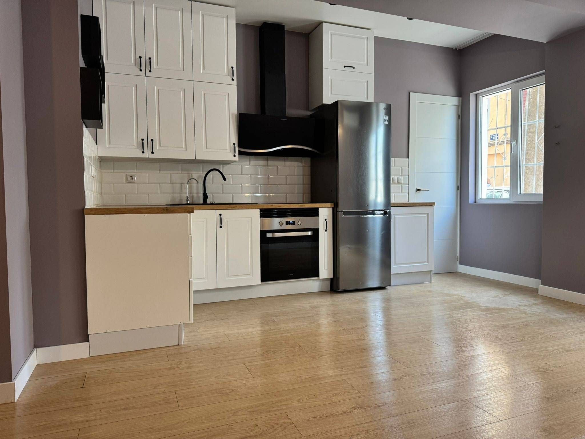 Cuina de Pis en venda en  Valencia Capital amb Aire condicionat i Moblat