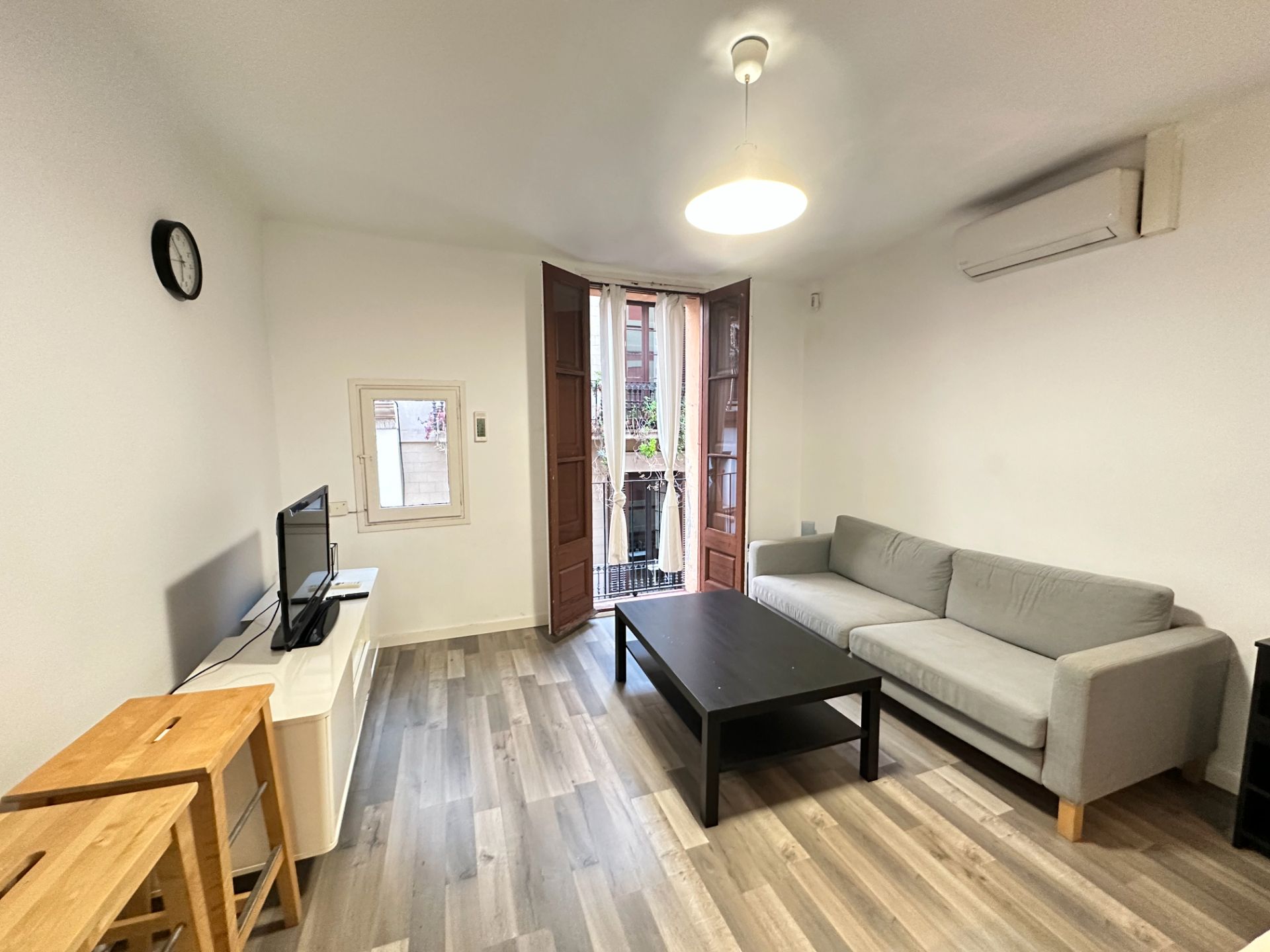 Living room of Building for sale in  Barcelona Capital  with Alarm