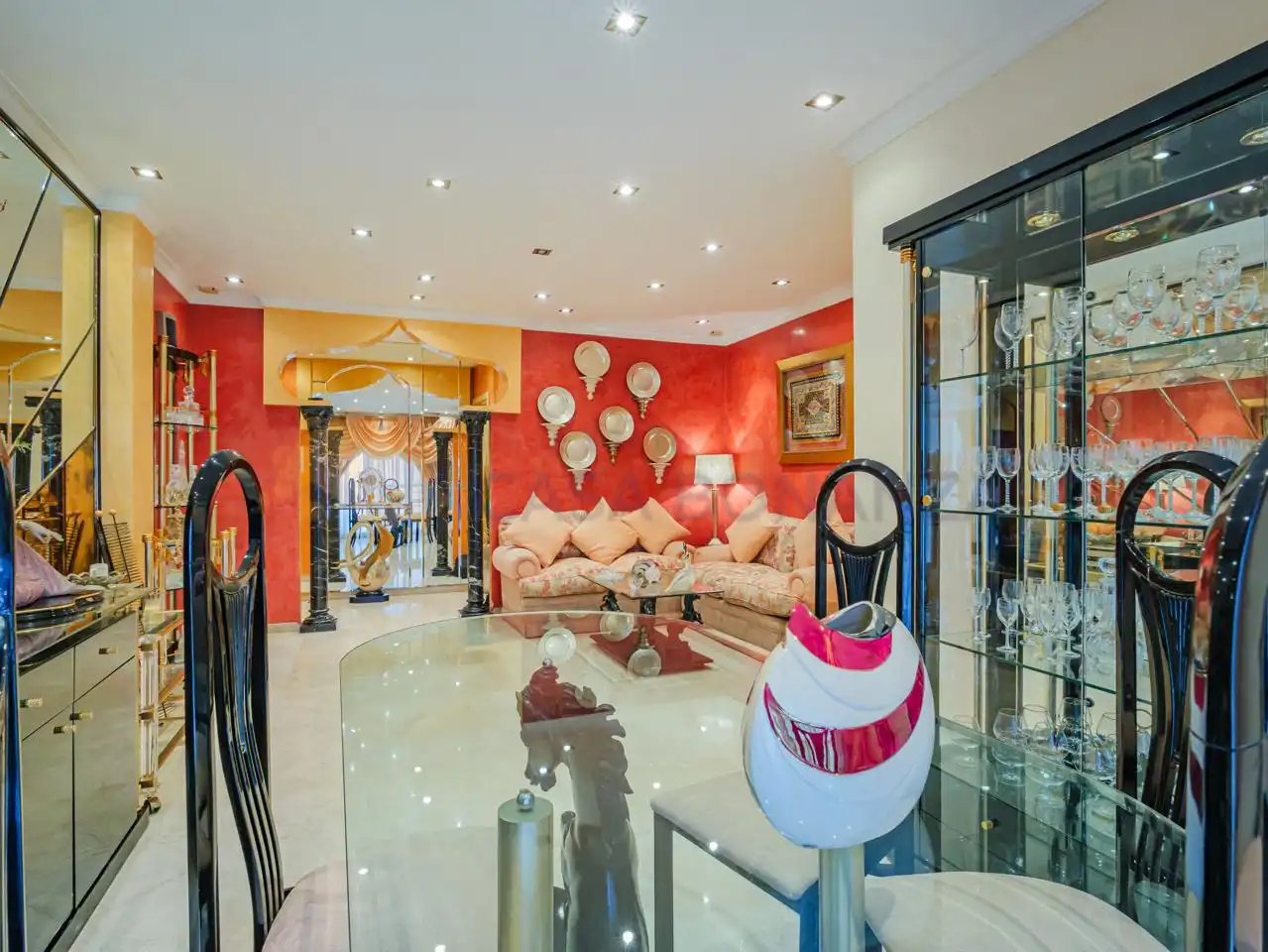 Flat for sale in Almuñécar  with Air Conditioner and Terrace