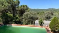 Piscina de Casa o xalet en venda en  Córdoba Capital amb Aire condicionat, Calefacció i Terrassa