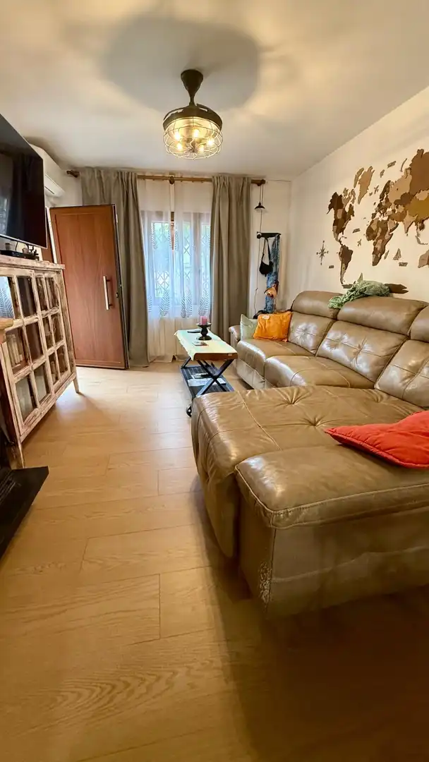 Casa a schiera in vendita a Carrer RIERA, imagen 7