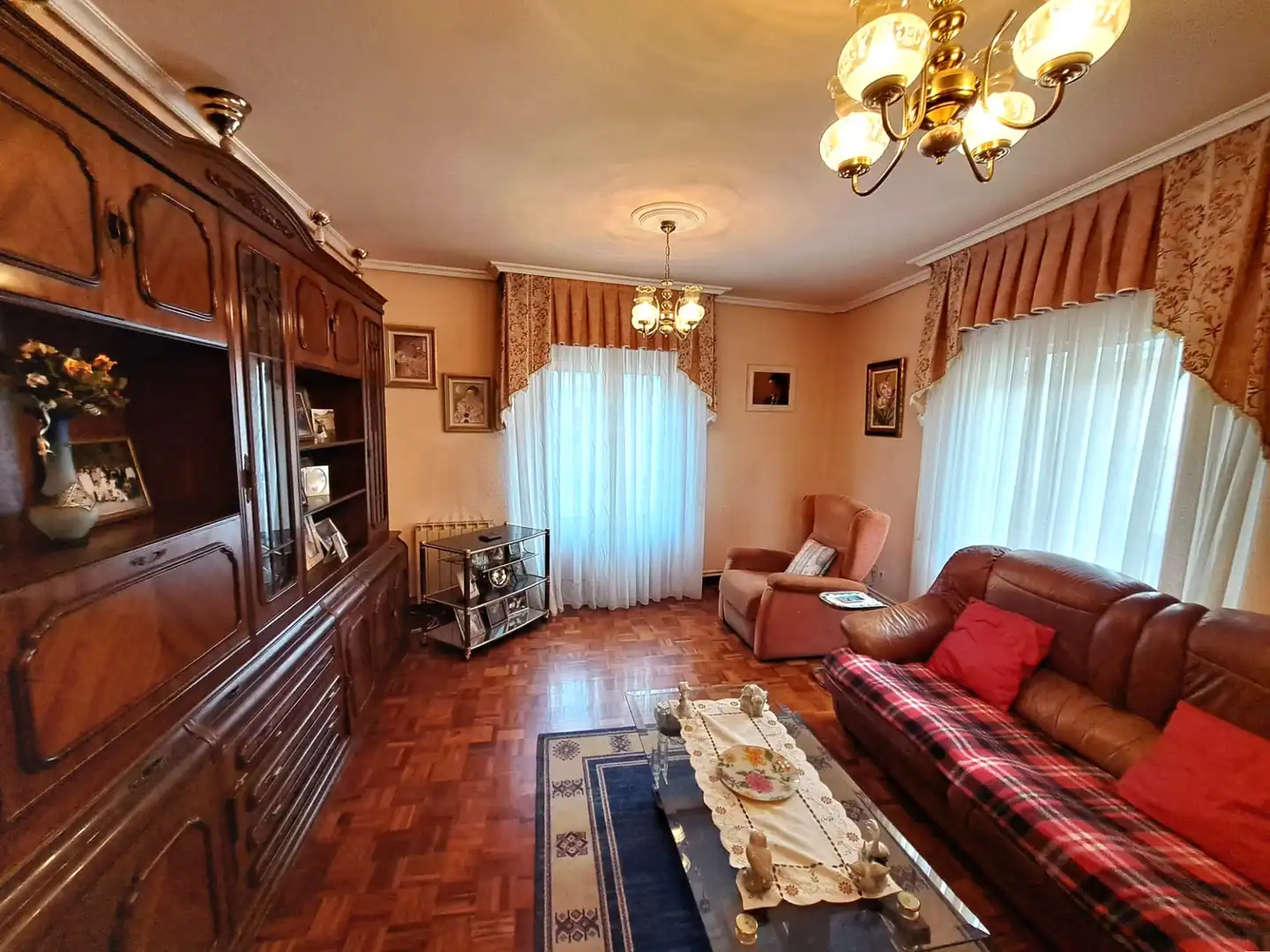 Sala de estar de Piso en venta en Haro con Calefacción, Amueblado y Balcón
