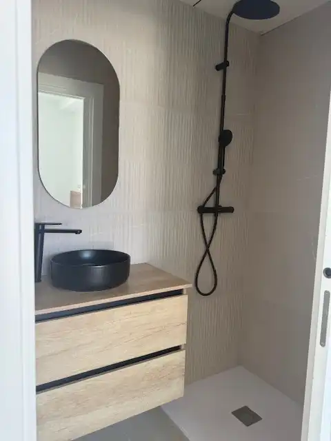 Baño de Piso en venta en Vinaròs con Aire acondicionado, Calefacción y Jardín privado