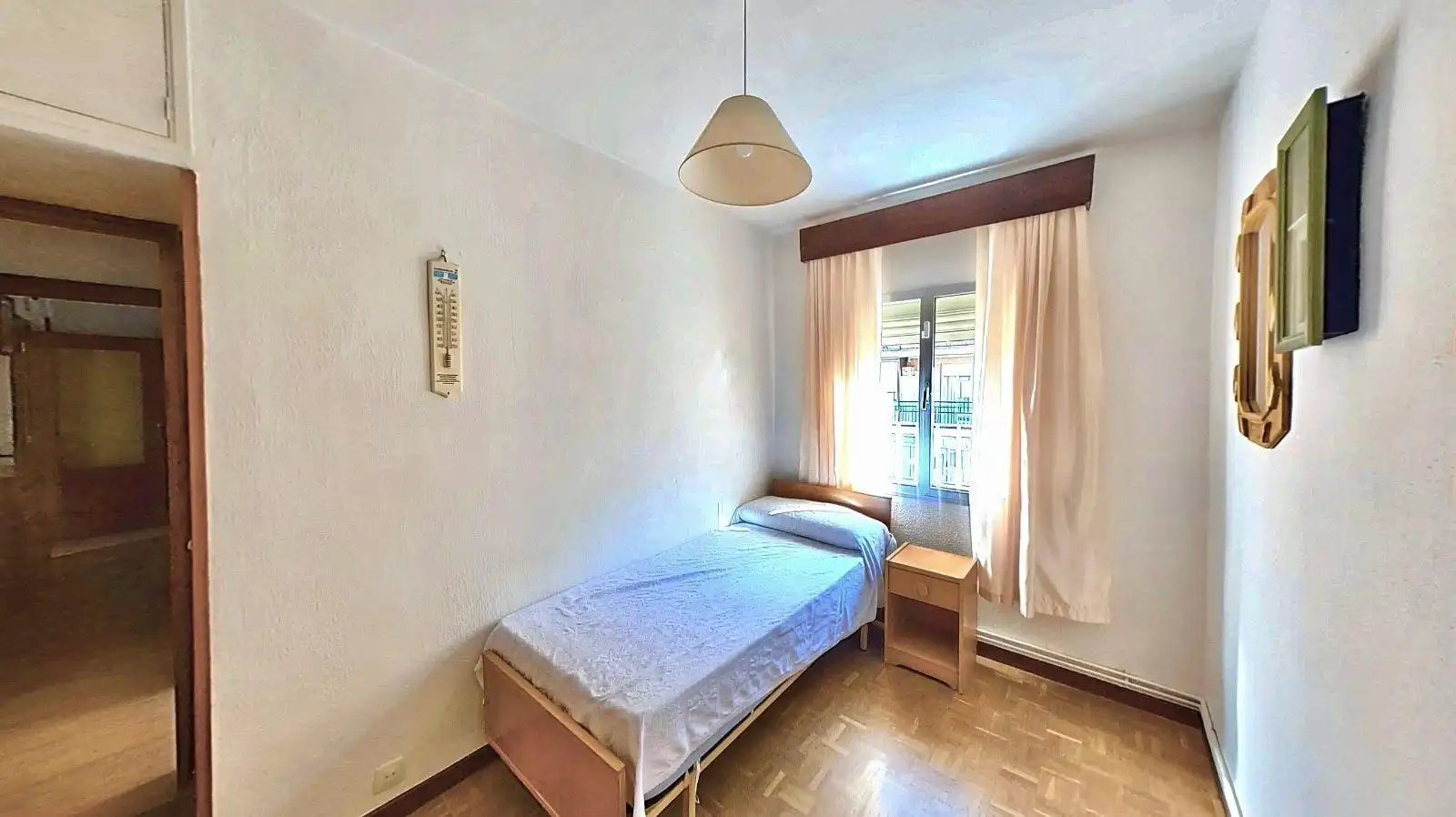 Bedroom of Apartments for sale in Madrid  with Heating, Parquet flooring and Terrace